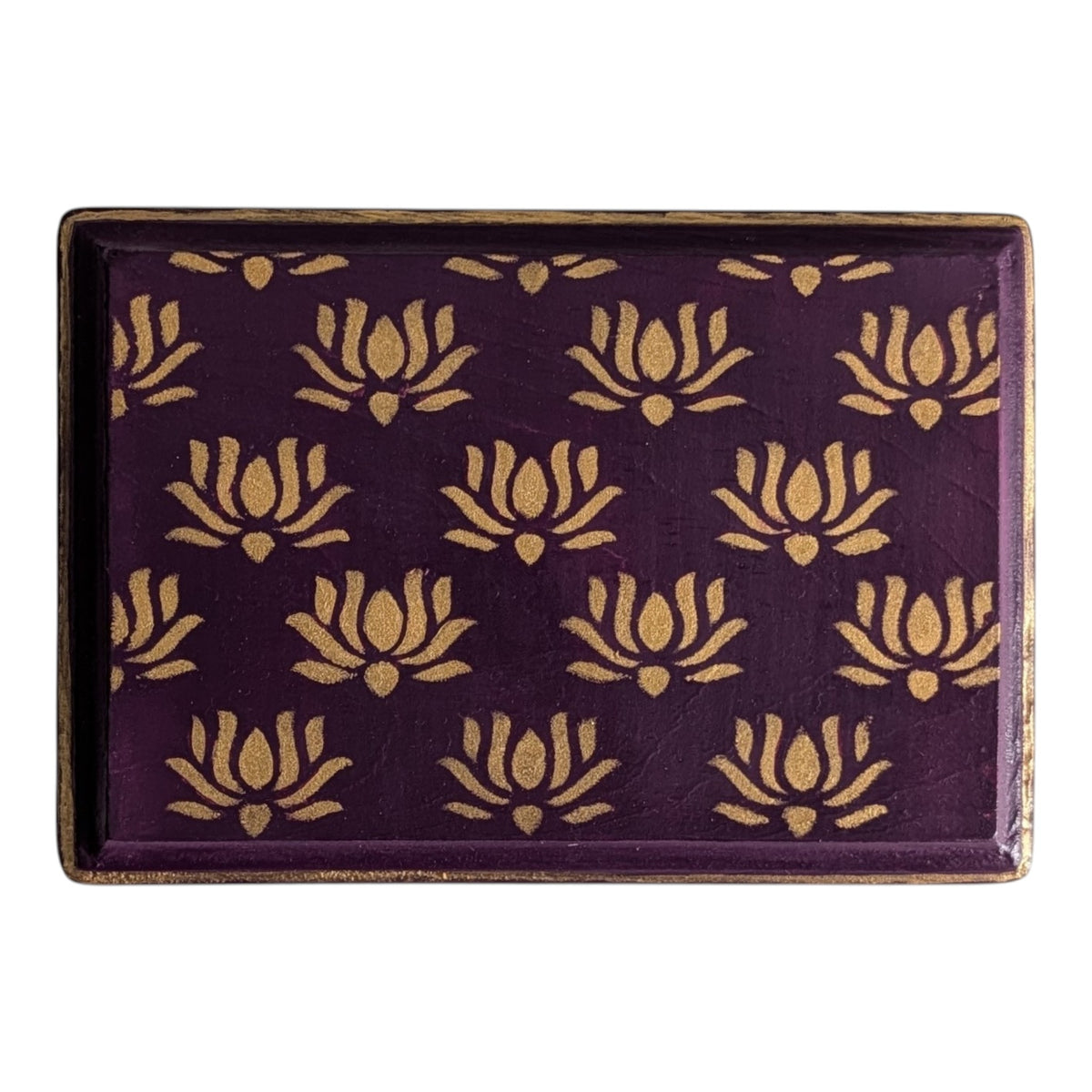Pooja Paat: Royal Pedestals