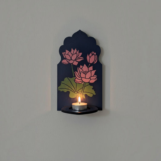 Tea Light Wall Accents: Elegance
