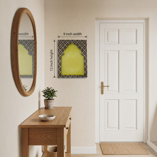 Royal Wall Accents: Shadow Box